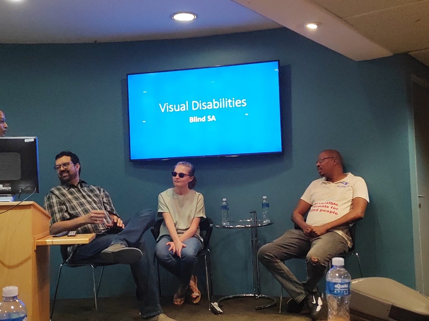 Ofentse with UP students during the panel Discussion